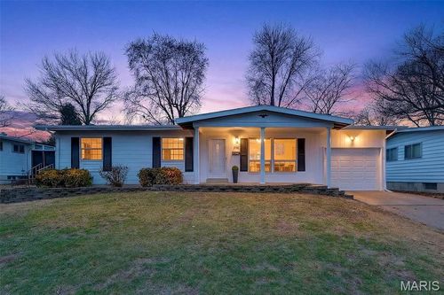 2500 Dove Dr, Florissant, MO, 63031-3510 | Card Image