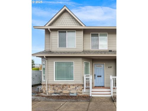 417 Harris Ln, Oregon City, OR, 97045-2834 | Card Image