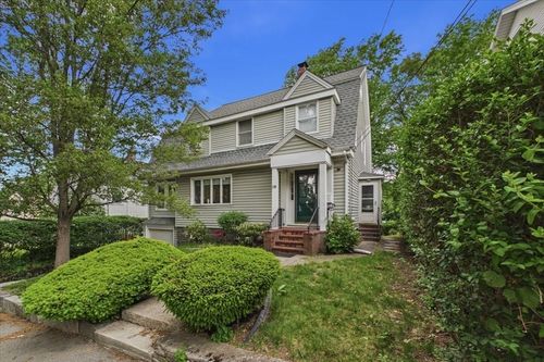 18 Jenness St, Quincy, MA, 02169-1626 | Card Image