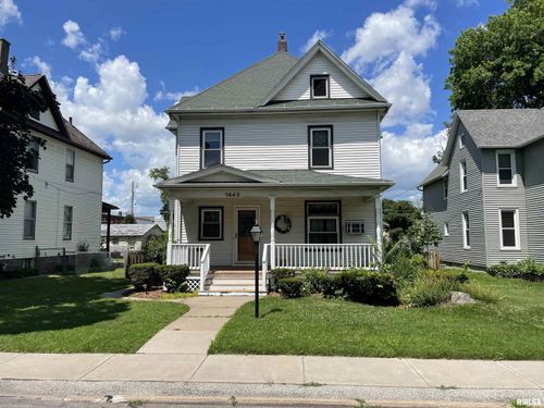1440 W 14th St, Davenport, IA, 52804-4016 | Card Image