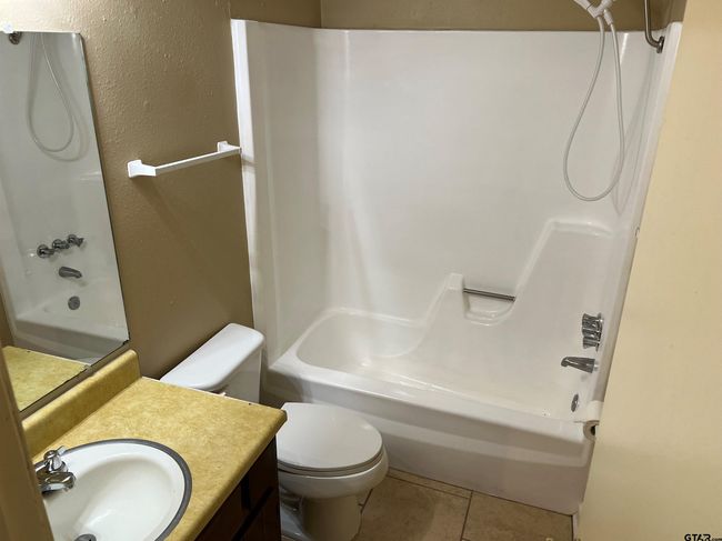 APT-208 - 3161 Glenda Ave, Home with 0 bedrooms, 0 bathrooms and null parking in Tyler TX | Image 8