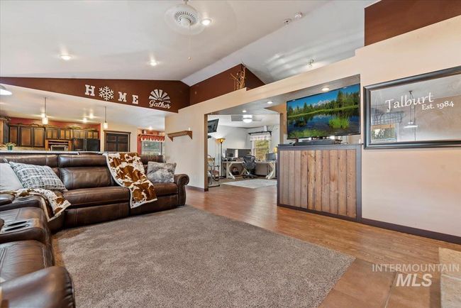 95 Johnson Crk, House other with 3 bedrooms, 3 bathrooms and 2 parking in Boise ID | Image 6