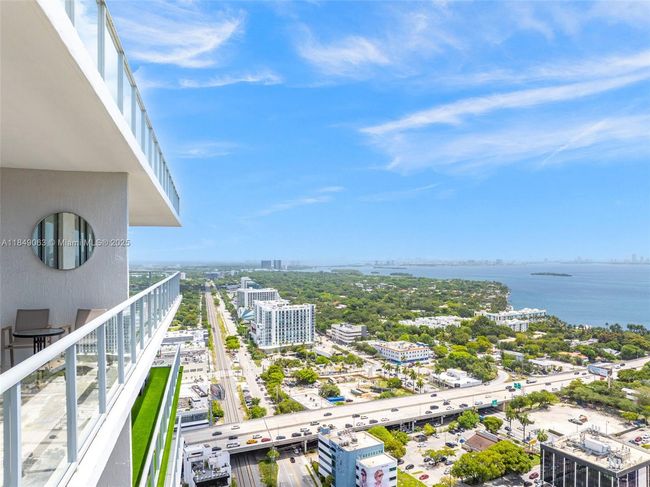 PH207 - 3470 E Coast Ave, Condo with 3 bedrooms, 3 bathrooms and null parking in MIAMI FL | Image 62