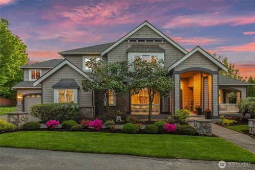 22431 Se 30th St, Sammamish, WA, 98075-9333 | Card Image