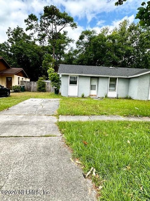 2730 Hidden Village Dr, Jacksonville, FL, 32216-3346 | Card Image