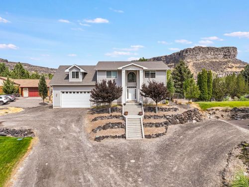 726 Falls View Dr, Twin Falls, ID, 83301-3072 | Card Image