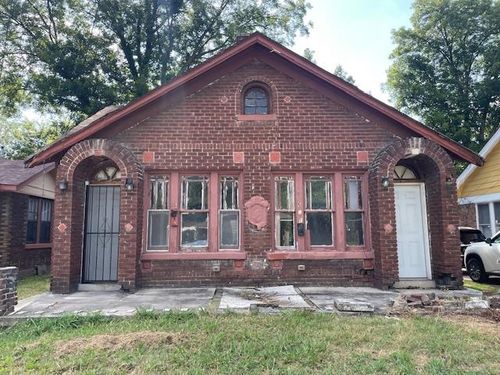 629 Eva St, Memphis, TN, 38112-1800 | Card Image