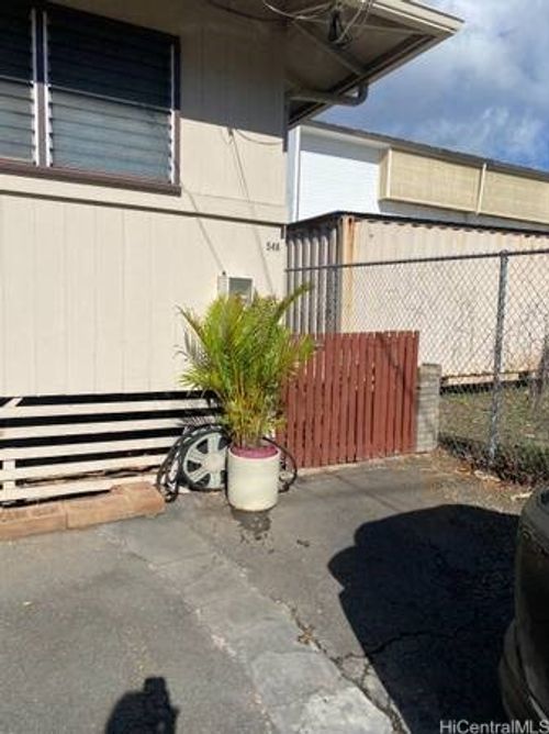 54 Hialoa St, Honolulu, HI, 96817-3209 | Card Image