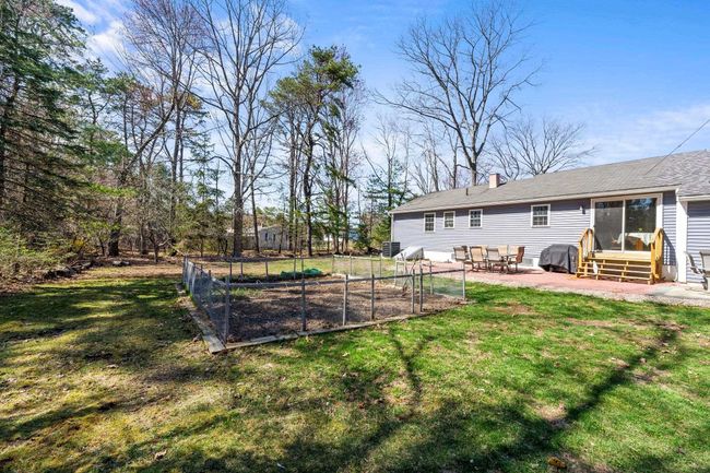 9 Spruce St, House other with 3 bedrooms, 2 bathrooms and null parking in Merrimack NH | Image 43