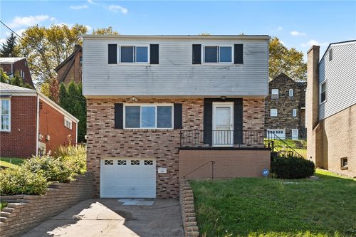 135 Koegler Ave, Brentwood, PA, 15227-3227 | Card Image