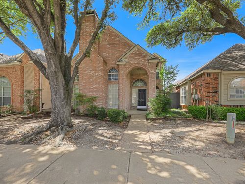 17927 Windflower Way, Dallas, TX, 75252-5204 | Card Image