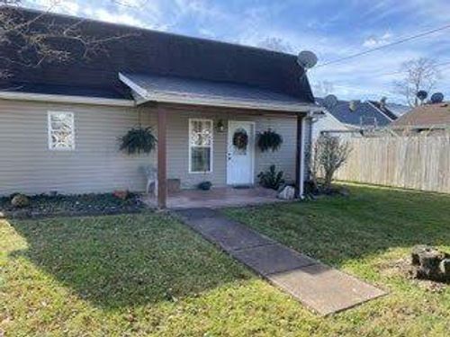 600 E 2nd St, Logan, OH, 43138-1752 | Card Image