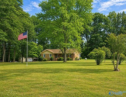 154 Dea Thomas Rd, Hazel Green, AL, 35750-8402 | Card Image