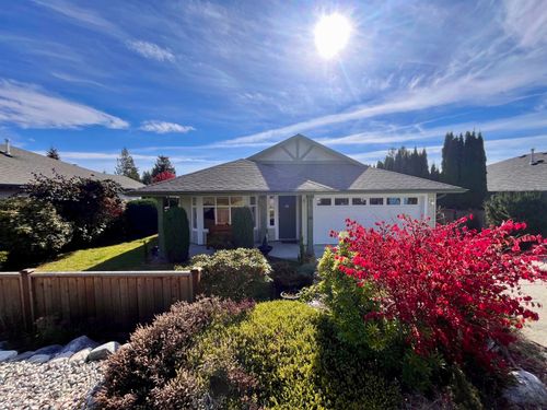 6317 Williams Pl, Sechelt, BC, V7Z0M6 | Card Image