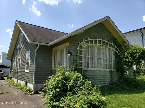 266 Albert Pl, Elberon, NJ, 07740-4525 | Card Image