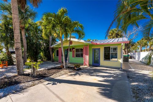 90 Wilhelm Drive, ENGLEWOOD, FL, 34223 | Card Image