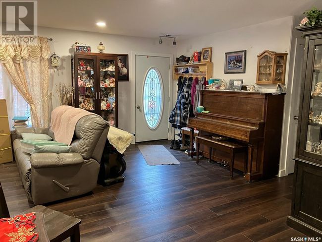 606 Alfred St, House other with 4 bedrooms, 2 bathrooms and null parking in Nipawin SK | Image 6