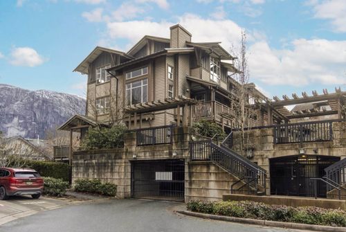 201-1174 Wingtip Pl, Squamish, BC, V8B0N4 | Card Image