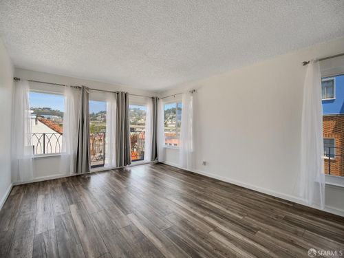 6-4204 Mission St, San Francisco, CA, 94112-1534 | Card Image