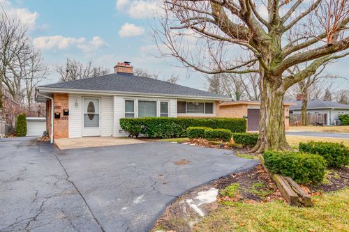 1-1595 N Mckinley Rd, Lake Forest, IL, 60045-1369 | Card Image