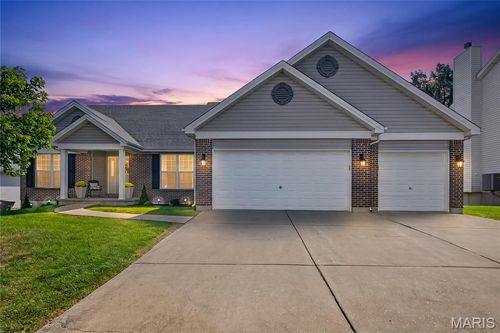 1314 Brighton Crest Dr, O Fallon, MO, 63366-5971 | Card Image