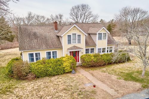 58 Dye Hill Rd, Hope Valley, RI, 02832-1218 | Card Image
