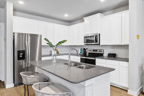 25-261 Territory Trl, Fort Worth, TX, 76120-4302 | Card Image