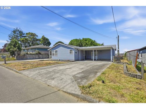 384 N Marple St, Coos Bay, OR, 97420-3332 | Card Image