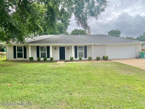 310 Longmeadow Dr, Ridgeland, MS, 39157-3529 | Card Image