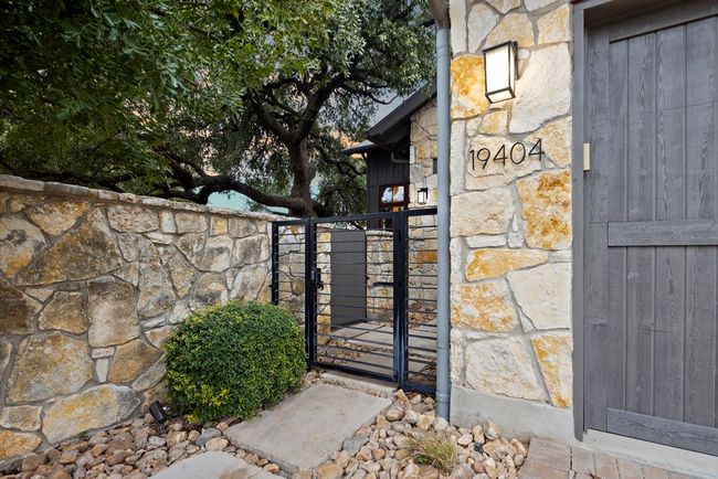 GATED ENTRY | Image 37