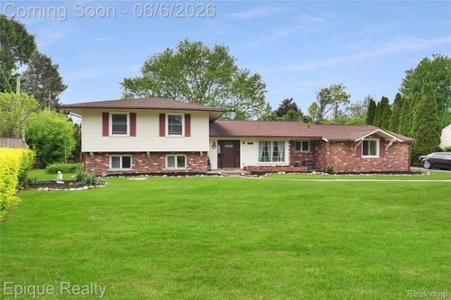 38243 Jonathan St, Clinton Twp, MI, 48036-1839 | Card Image