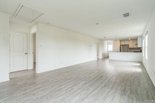 12816 Deep Eddy, House other with 3 bedrooms, 2 bathrooms and null parking in St Hedwig TX | Image 8
