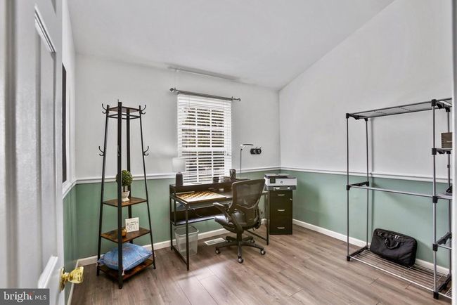 894 Smartts Ln Ne, Townhouse with 3 bedrooms, 3 bathrooms and null parking in LEESBURG VA | Image 16