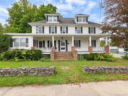 39 Maple Ave, Florida, NY, 10921-1308 | Card Image