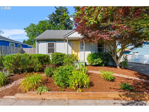 9568 N Ivanhoe St, Portland, OR, 97203-1412 | Card Image