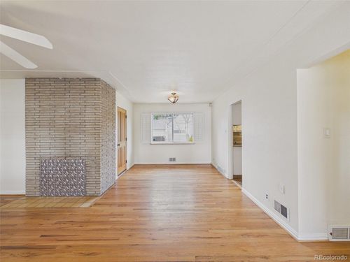 1695 E Cornell Avenue, Denver, CO, 80210 | Card Image
