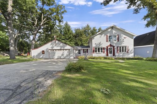 N9114 Cedar Avenue, East Troy, WI, 53120 | Card Image