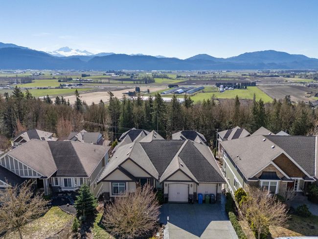 36438 Carnarvon Court, House other with 6 bedrooms, 4 bathrooms and 4 parking in Abbotsford BC | Image 31
