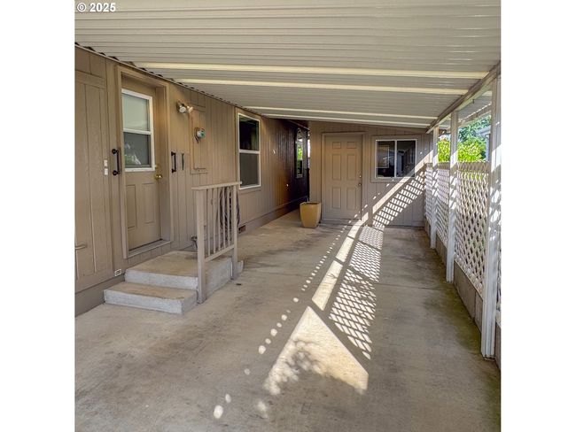 UNIT-13 - 3355 N Delta Hwy, House other with 3 bedrooms, 2 bathrooms and null parking in Eugene OR | Image 46