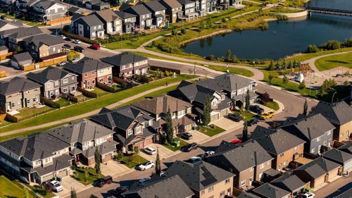 128 Midtown Crt Sw, Airdrie, AB, T4B4E4 | Card Image