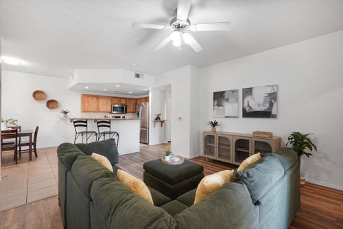 1114-6800 Vista Del Norte Rd Ne, Albuquerque, NM, 87113-1319 | Card Image