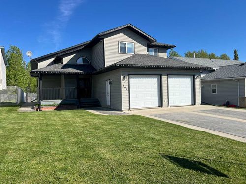 {{alt}} | Card Image