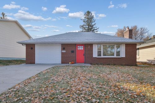 6539 Olympia St, Golden Valley, MN, 55427-4240 | Card Image