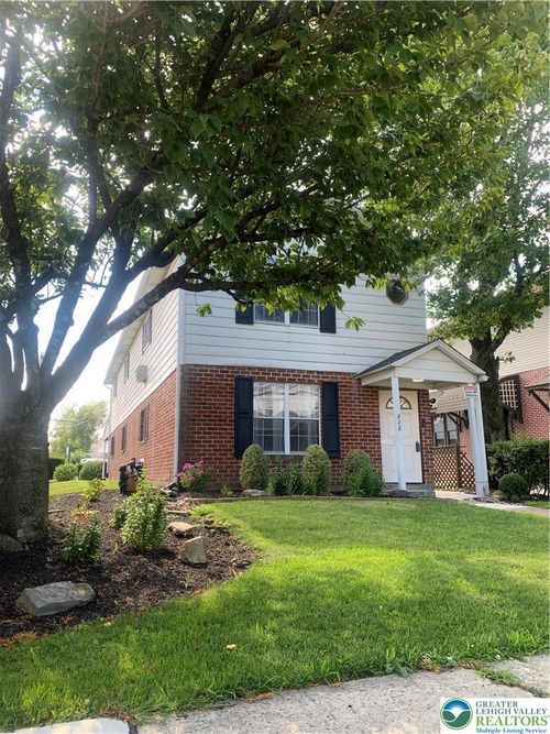 2nd-floor-828 N Sherman Street, Allentown City, PA, 18109 | Card Image
