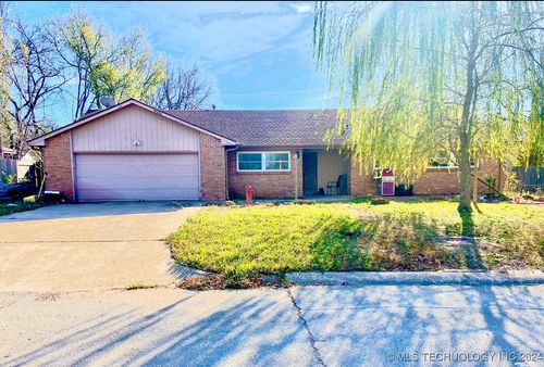 422 W 6th Street, Dewey, OK, 74029 | Card Image