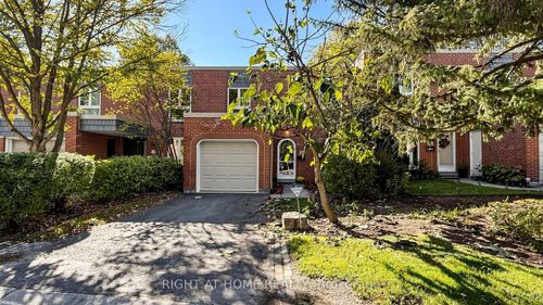 40 Snowshoe Millway, North York, ON, M2L1T5 | Card Image