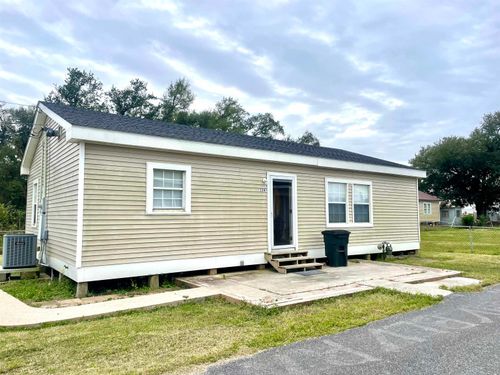 124 E 133rd St, Galliano, LA, 70354-4234 | Card Image