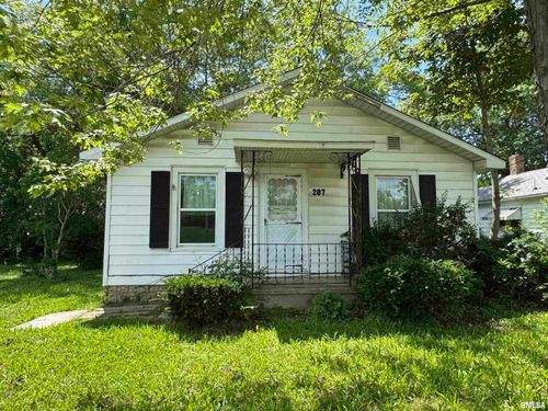 207 S Roosevelt Rd, Elkville, IL, 62932-2527 | Card Image