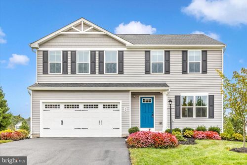 38 Diopside Dr, CHAMBERSBURG, PA, 17202-8294 | Card Image