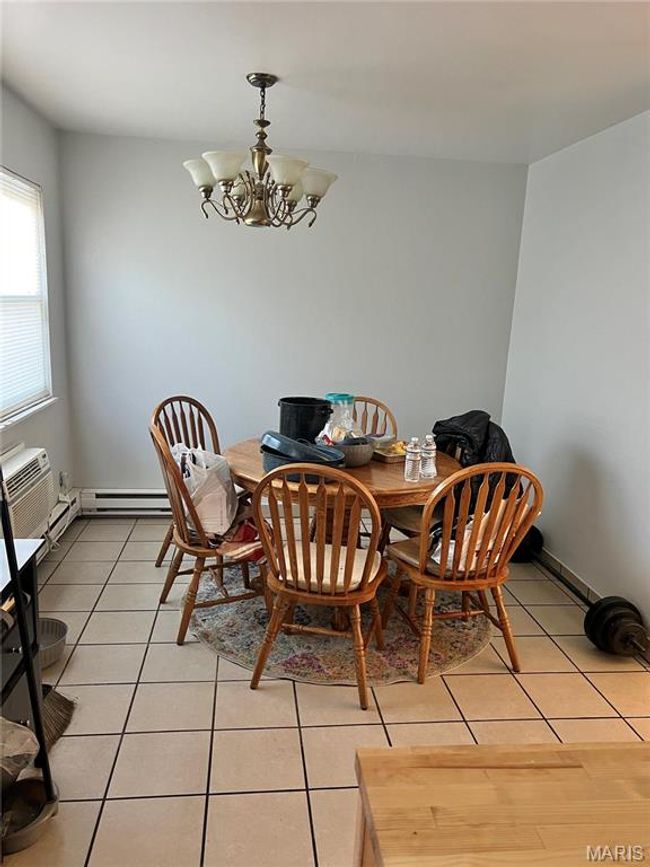 7262 Hazelcrest Dr, Townhouse with 4 bedrooms, 2 bathrooms and null parking in Hazelwood MO | Image 7